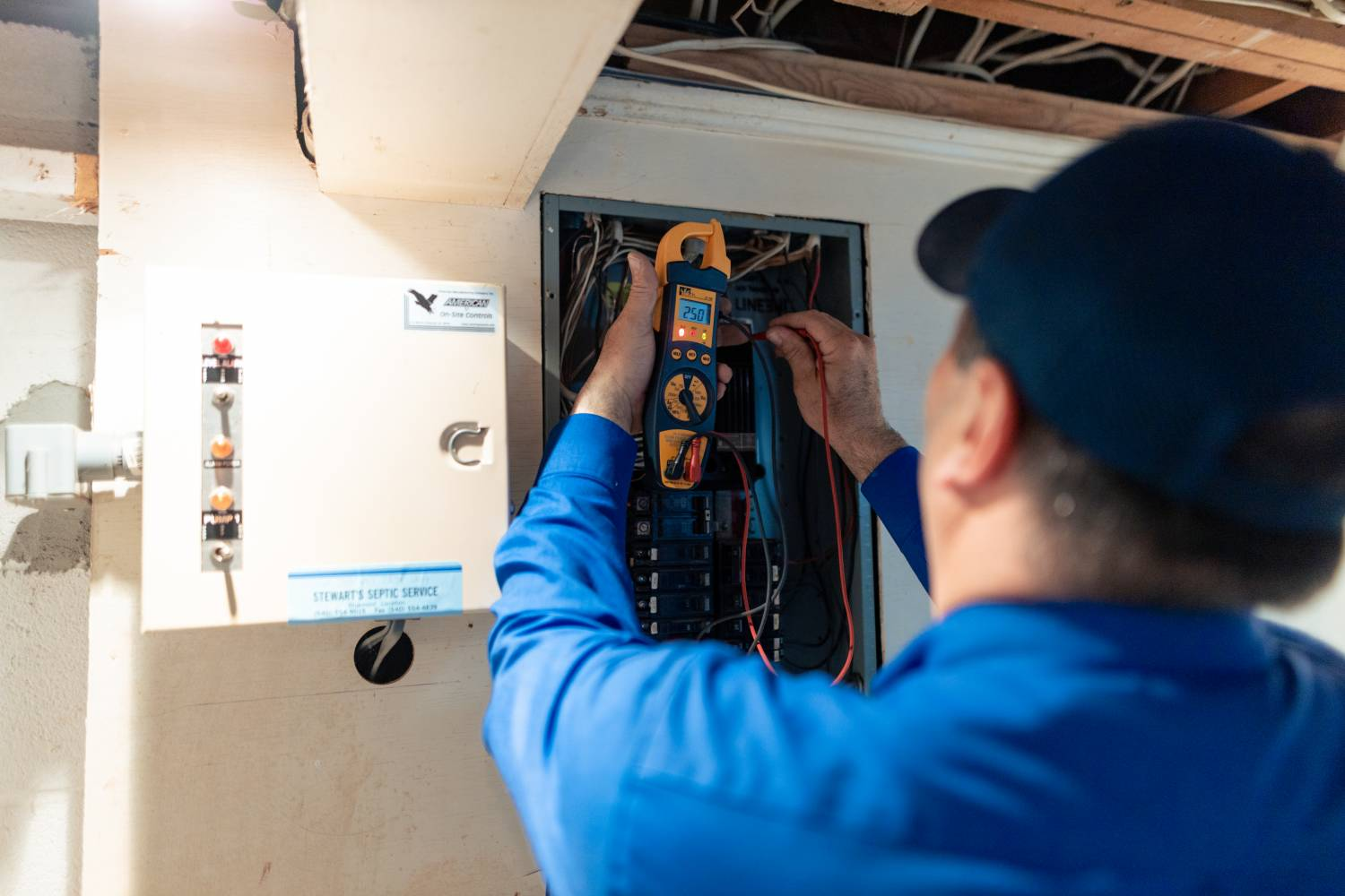 6 Tips on How to Properly Maintain Your Electrical System